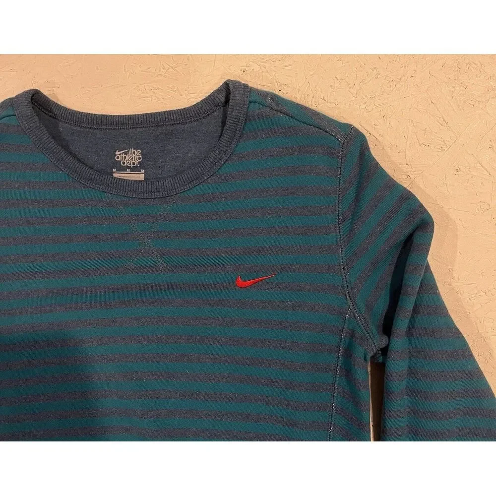 Nike The Athletic Dept Sweatshirt M Retro Stripe Crew Neck Blue Teal Athleisure‎